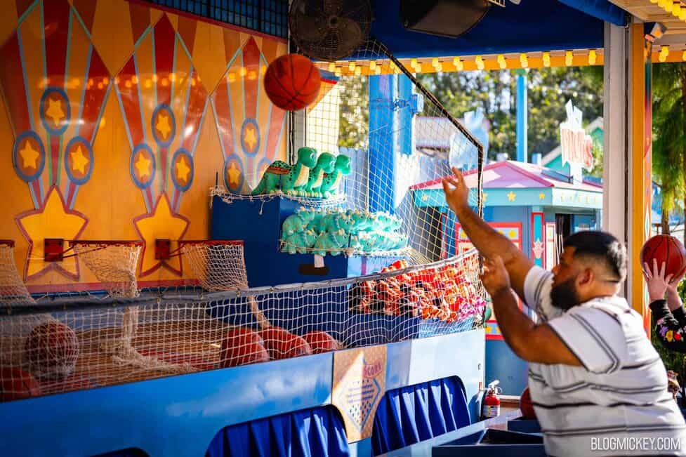 Going Out of Business Vibes: Generic Plush Prizes Replace Most